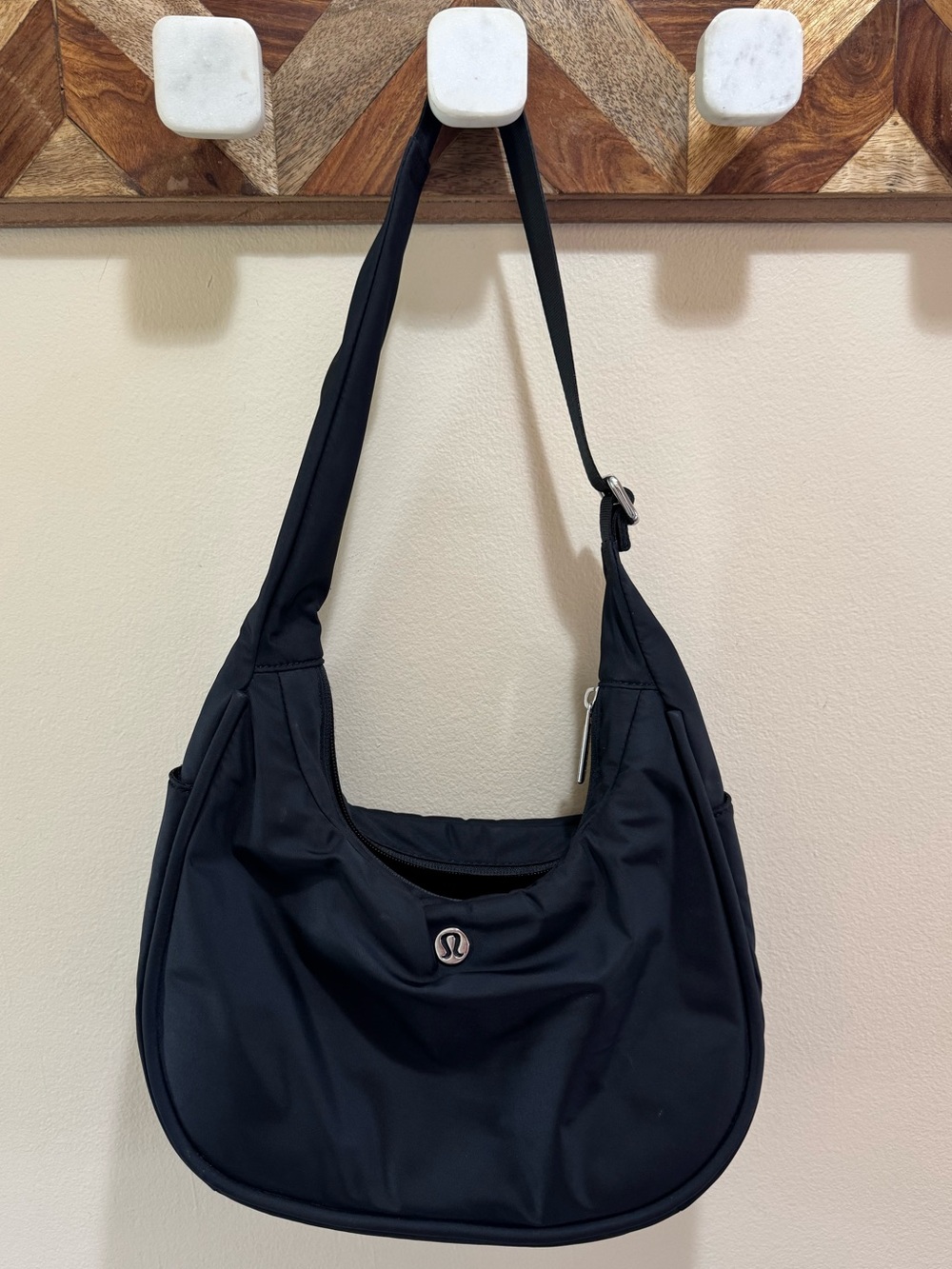 Lululemon City Essentials Shoulder Bag 4L